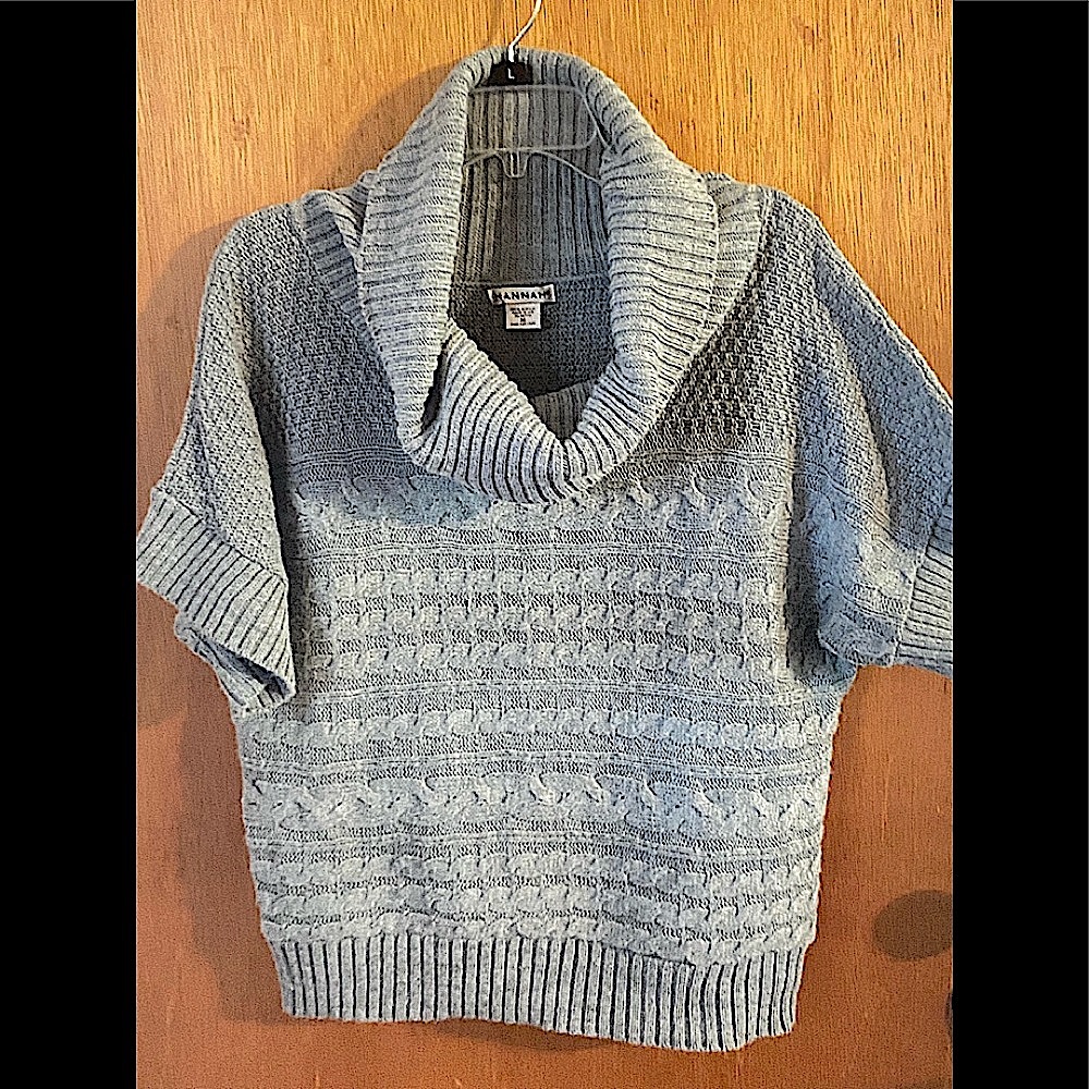🥳HP🥳EUC*Hannah Cowl-neck Sweater- light Grey - Picture 3 of 8